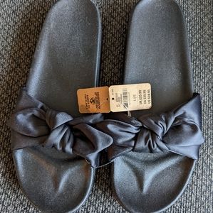 NWT Victoria Secret Slides